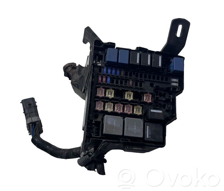 Sulakemoduuli   8V5114B144BA