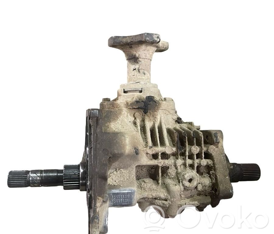 Boîte de transfert   8200988057,8200988056
