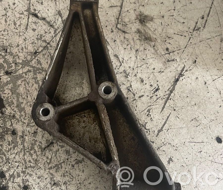 Audi 80 90 S2 B4 Power steering pump mounting bracket 