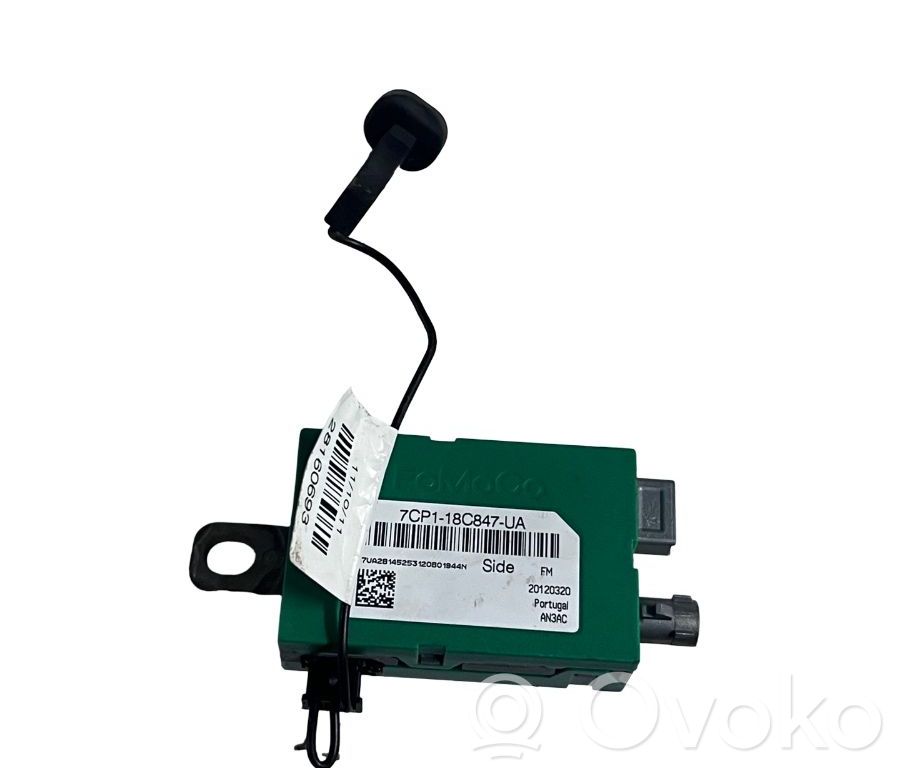 Amplificateur d'antenne   7CP118C847UA