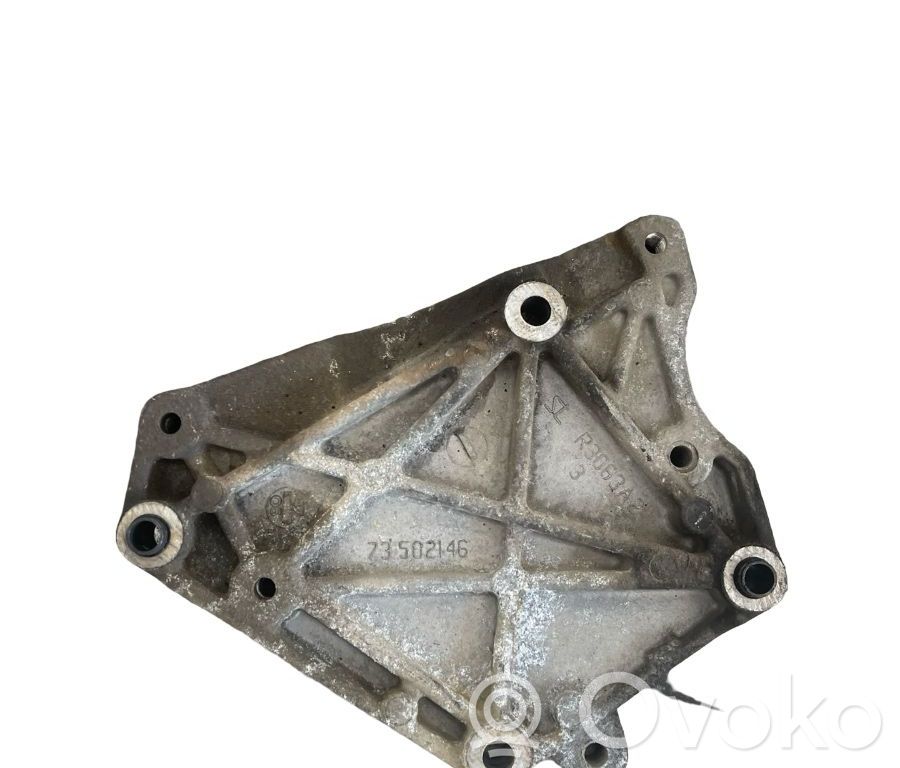 Fiat Grande Punto Generator/alternator bracket 