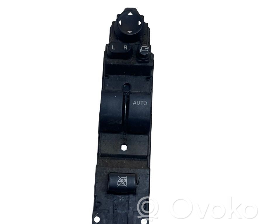 Przyciski szyb   DF8066350A