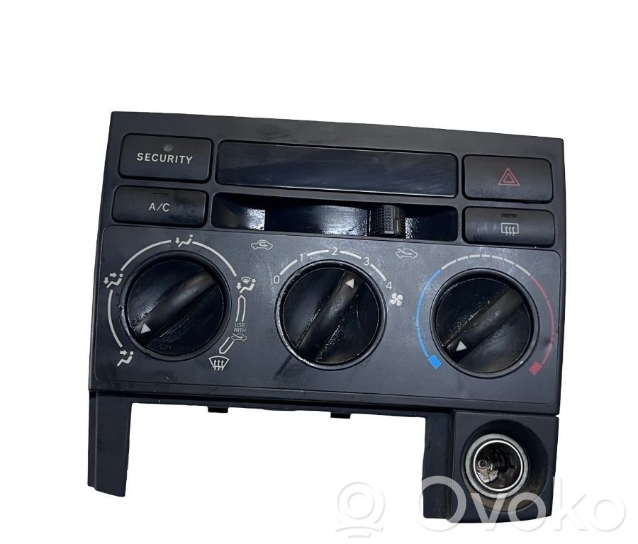 Toyota Corolla E120 E130 Climate control unit 