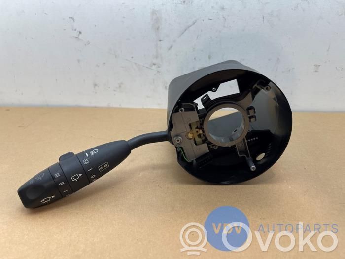 Manetka / Przełącznik kierunkowskazów wycieraczek   A1695450210,A1694640318,A1694640618,A1694640818,A1694641218,A1694641518