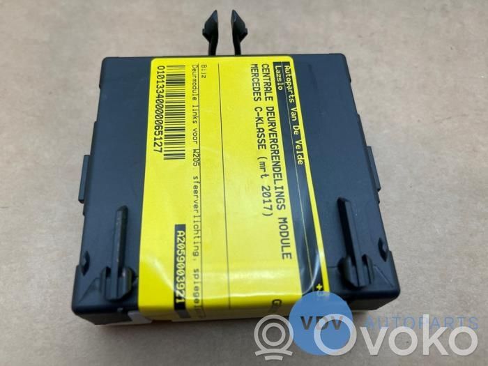 Mercedes-Benz C W205 Unité de commande / module de verrouillage centralisé porte 