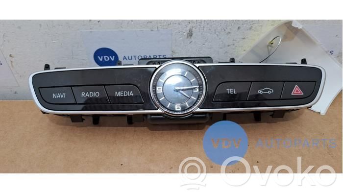 Mercedes-Benz E W213 Panel radia 