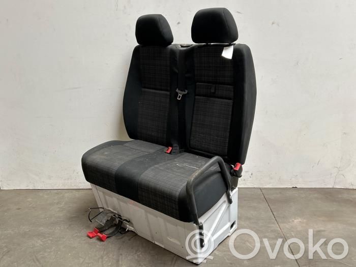 Mercedes-Benz Sprinter W906 Fotel przedni podwójny / Kanapa 