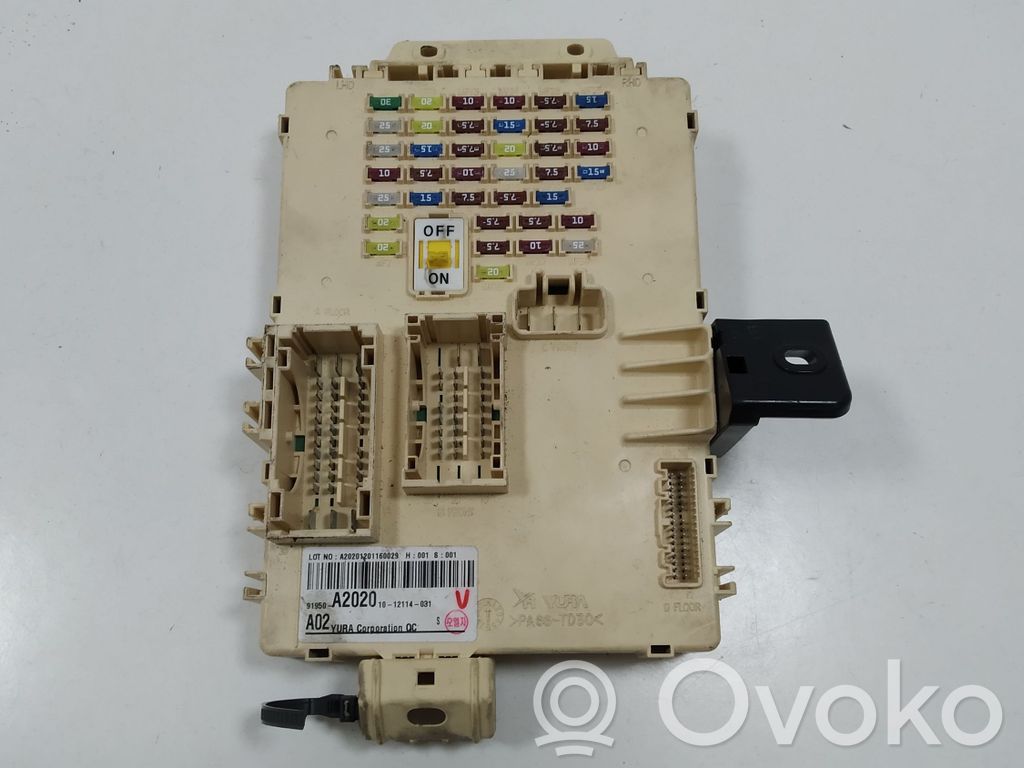 KIA Ceed Fuse module 
