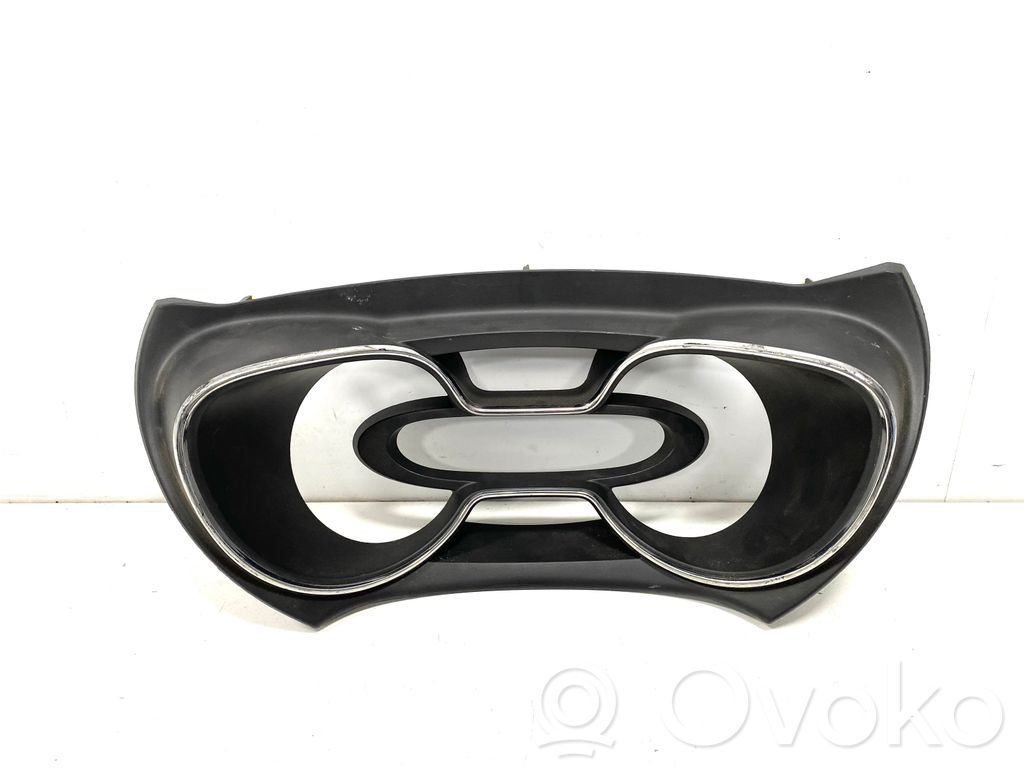 Dashboard trim   145501,682504768R