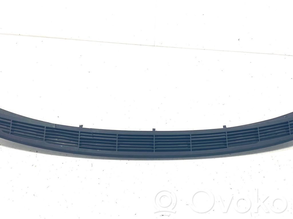 BMW 3 E92 E93 Wiper trim 
