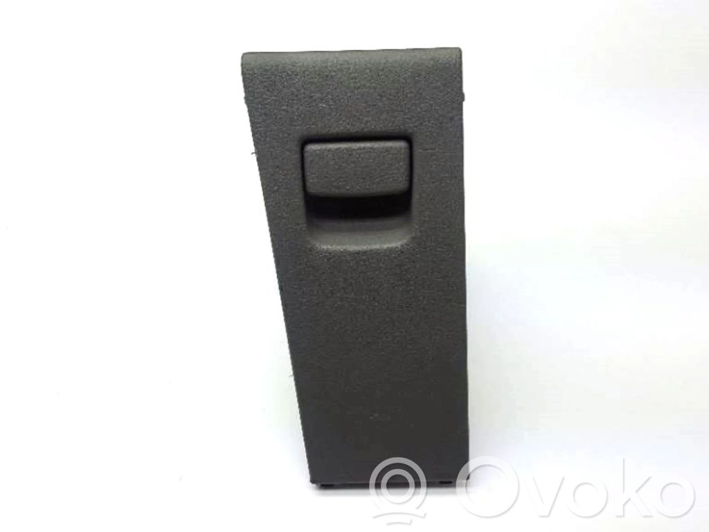 Dashboard storage box/compartment   3M71A06600AEW