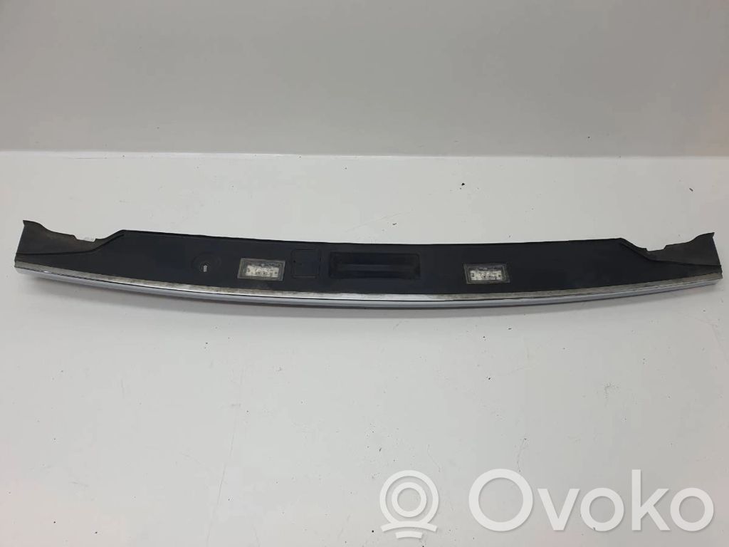 BMW 7 F01 F02 F03 F04 Listwa oświetlenie tylnej tablicy rejestracyjnej 