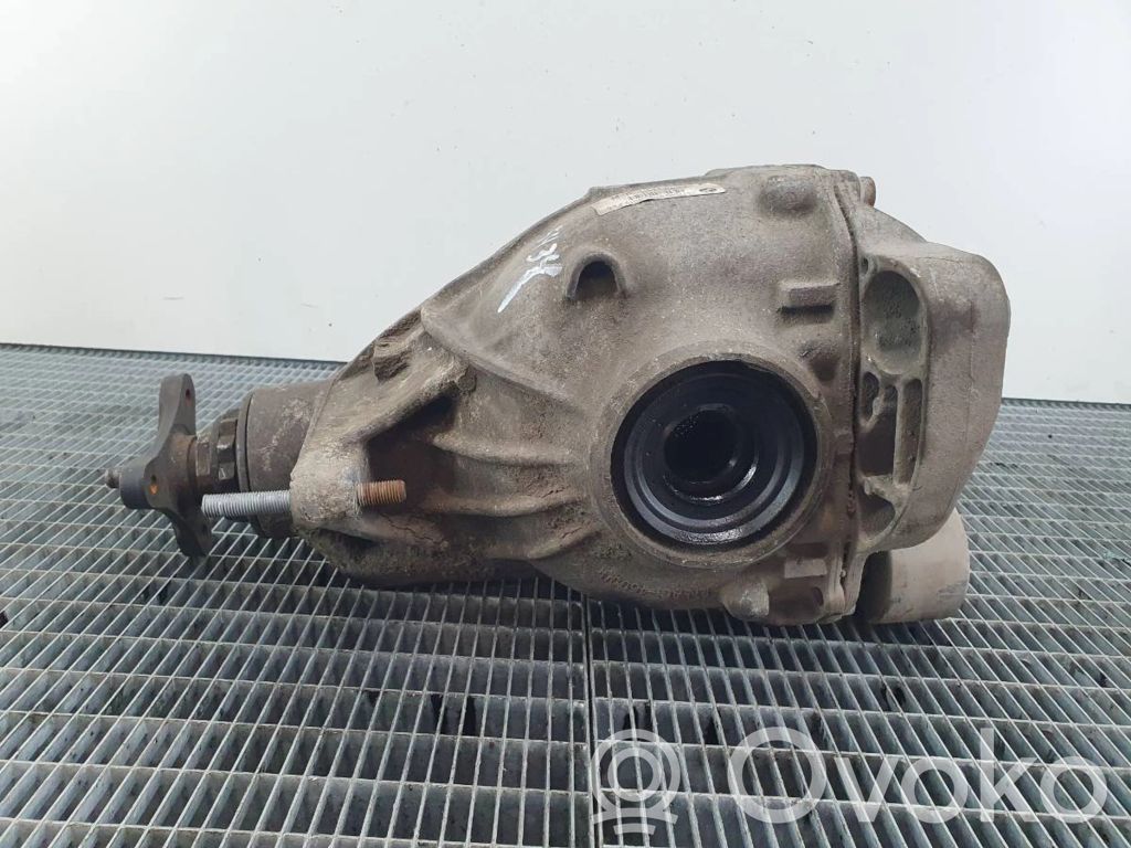 BMW 7 F01 F02 F03 F04 Rear differential 