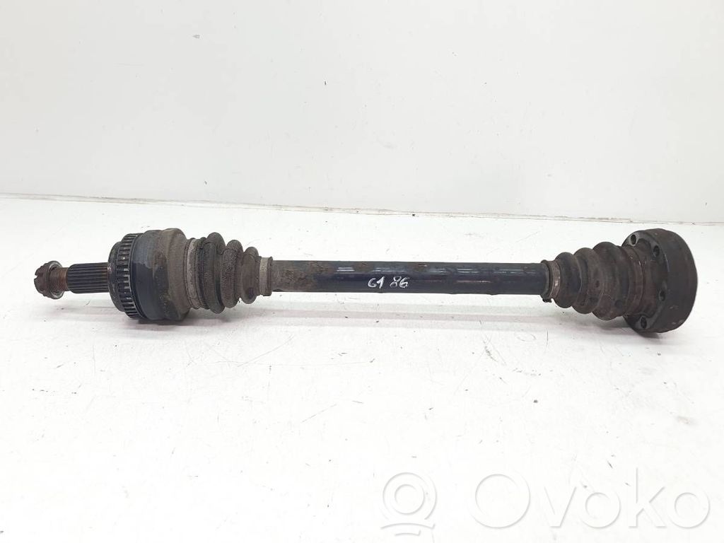 Rear driveshaft   7525829