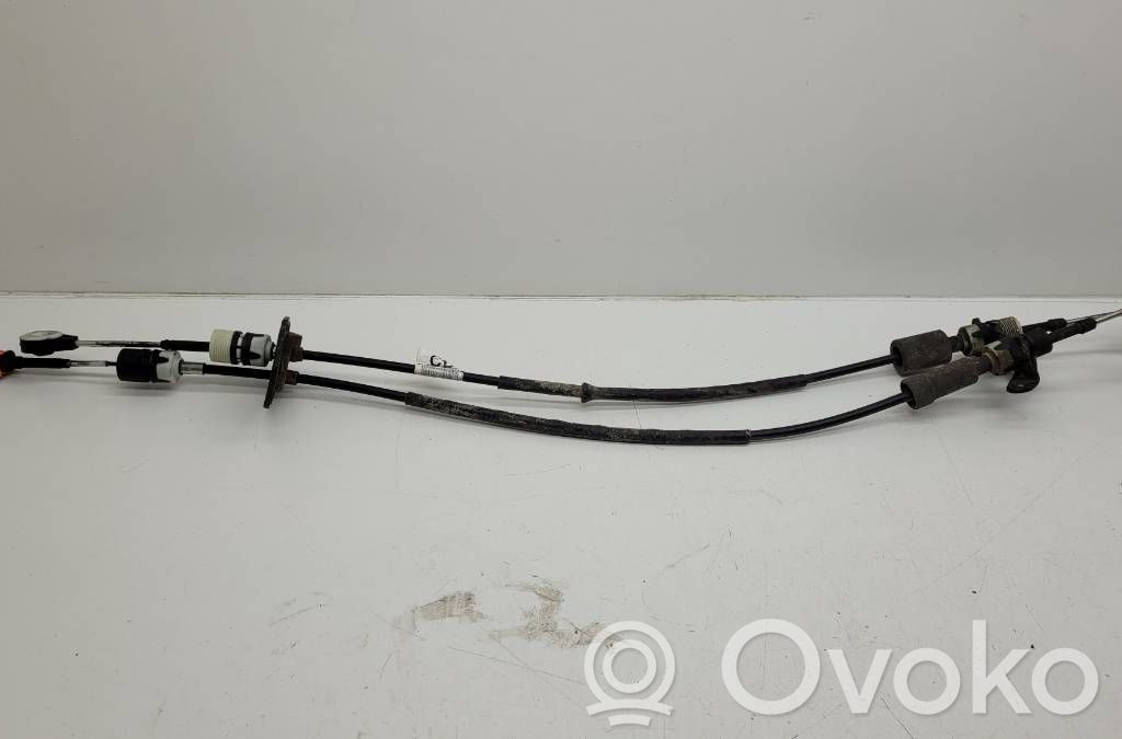 Gear shift cable linkage   BK2R7E395CD