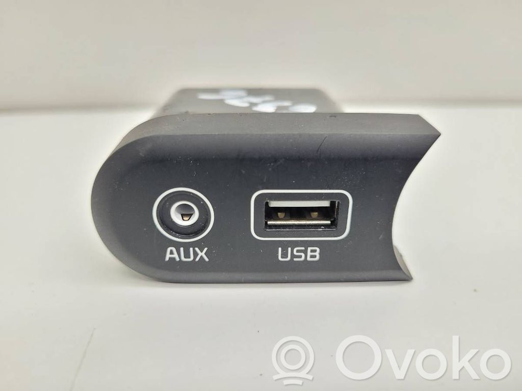 KIA Ceed Câble adaptateur AUX 