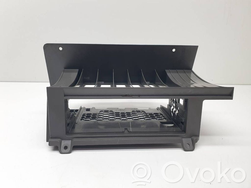 Volkswagen Crafter Alte piese de sub caroserie 