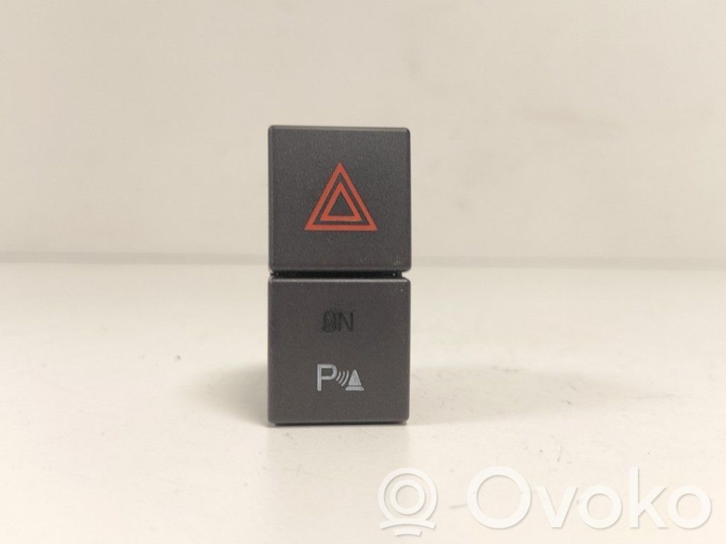 Ford C-MAX I Hazard light switch 