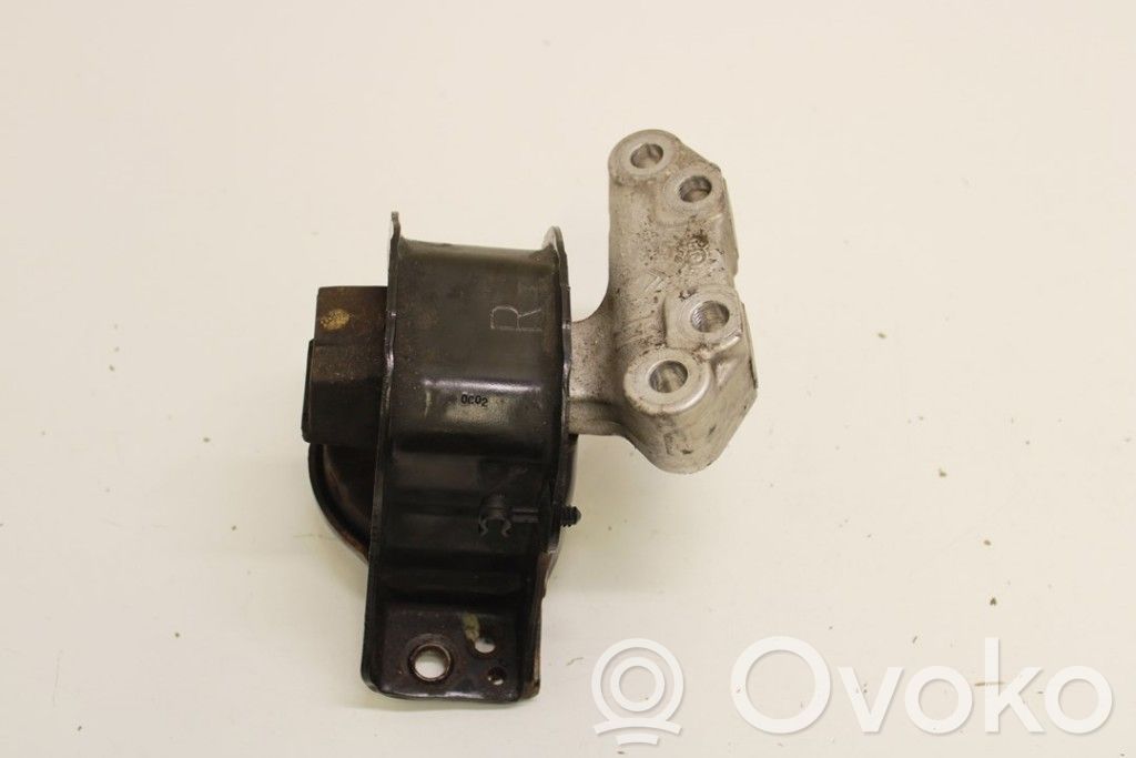 Citroen C3 Engine mount bracket 