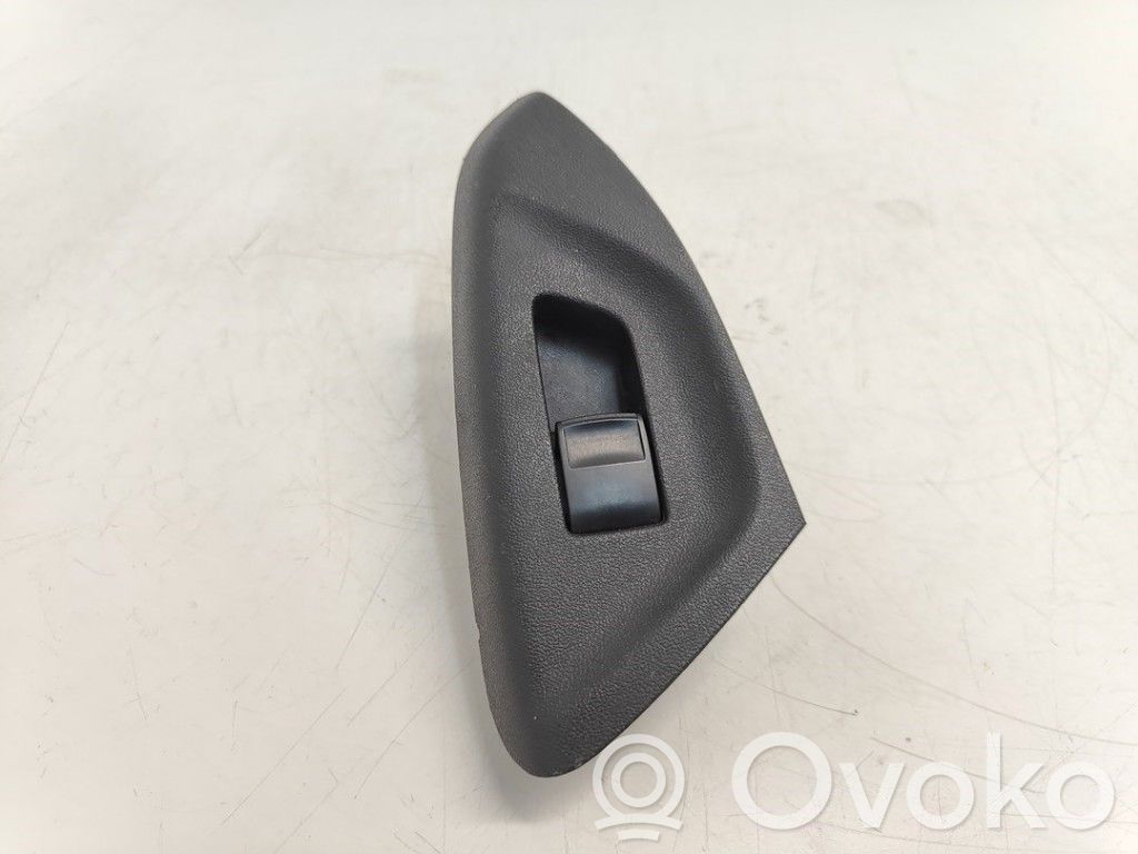 Peugeot 108 Electric window control switch 