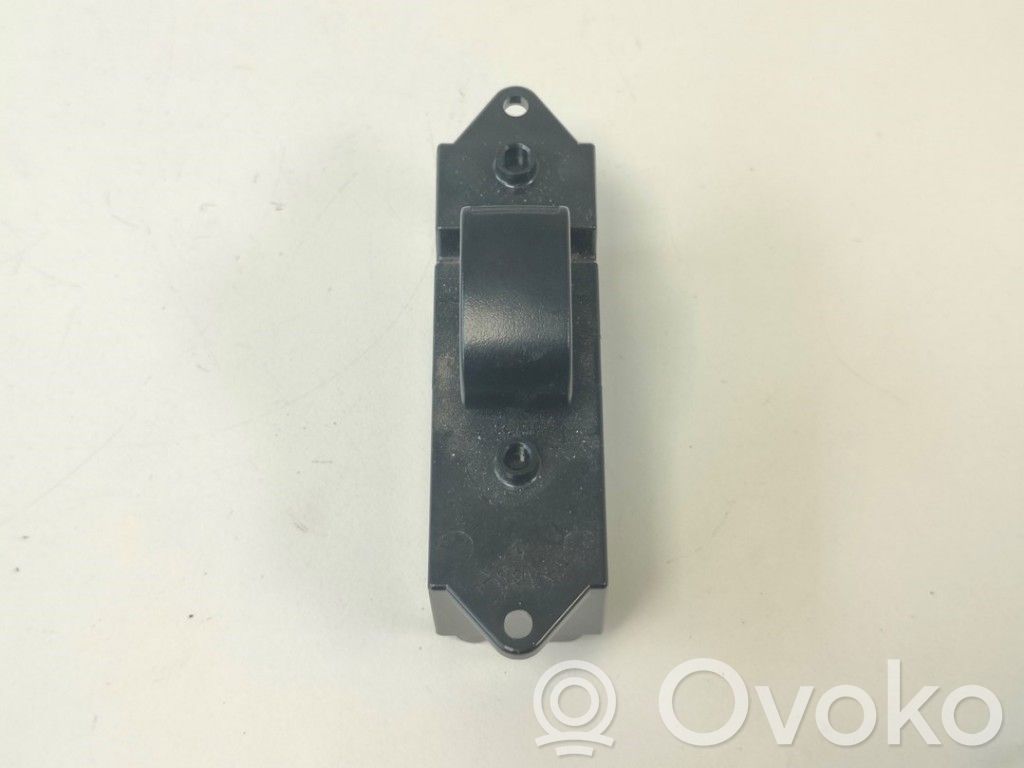 Citroen C-Crosser Electric window control switch 
