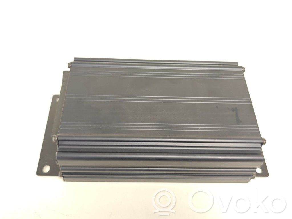 Audi A4 S4 B6 8E 8H Vahvistin 