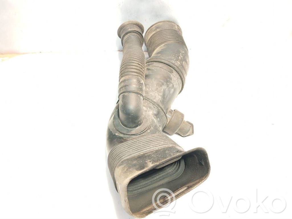 Intercooler hose/pipe   2247909