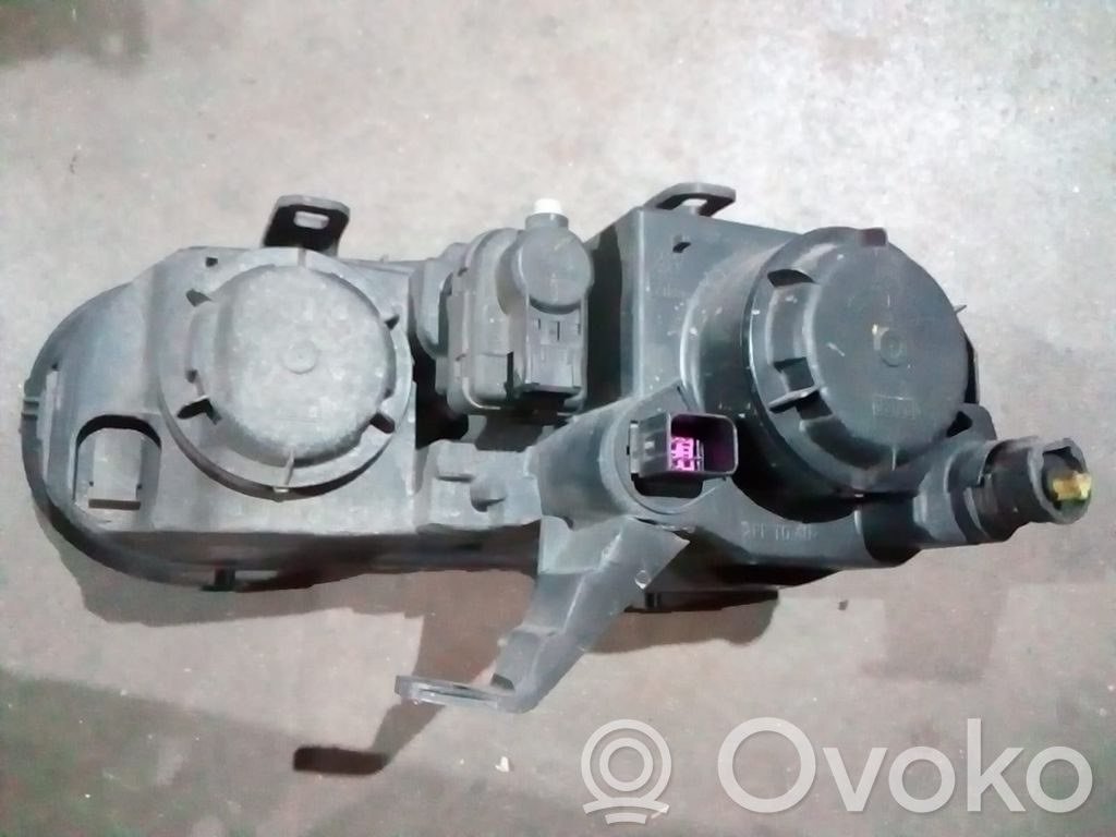Rover 25 Headlight part 