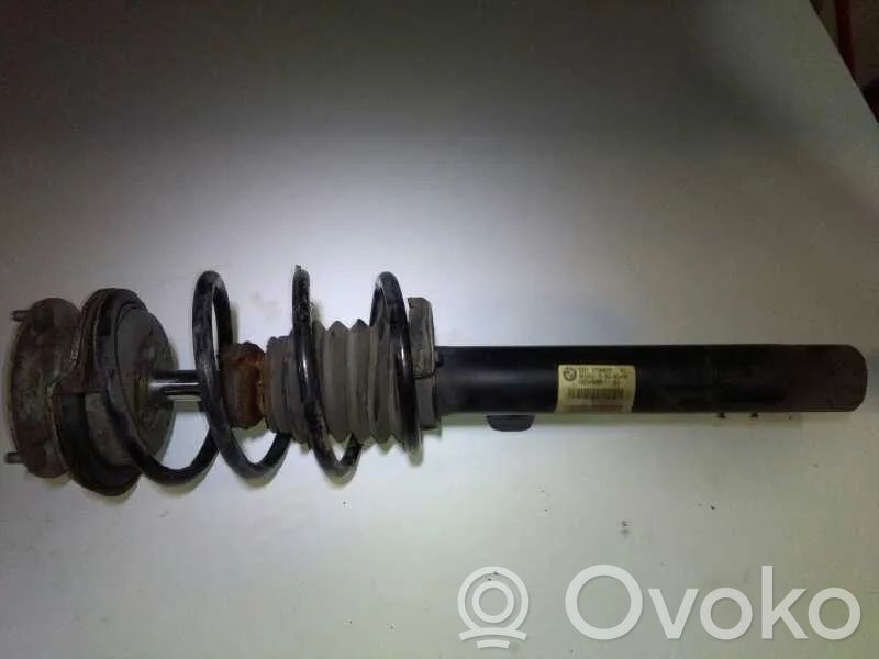 BMW 1 E82 E88 Front shock absorber actuator solenoid 
