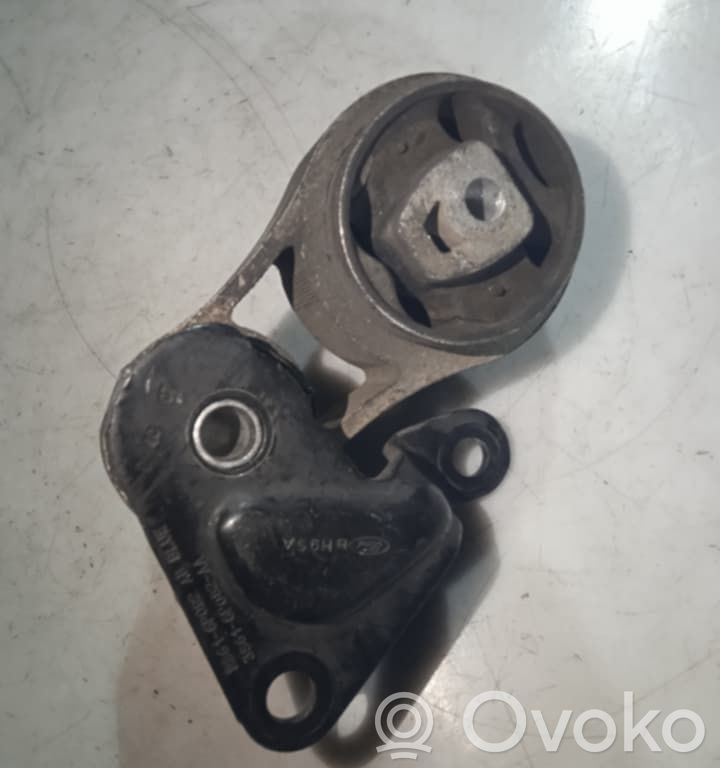 Ford Fiesta Engine mount bracket 