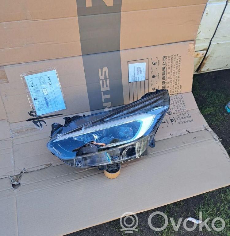Headlight/headlamp   EM2B13W030CS,EM2B13W030CS