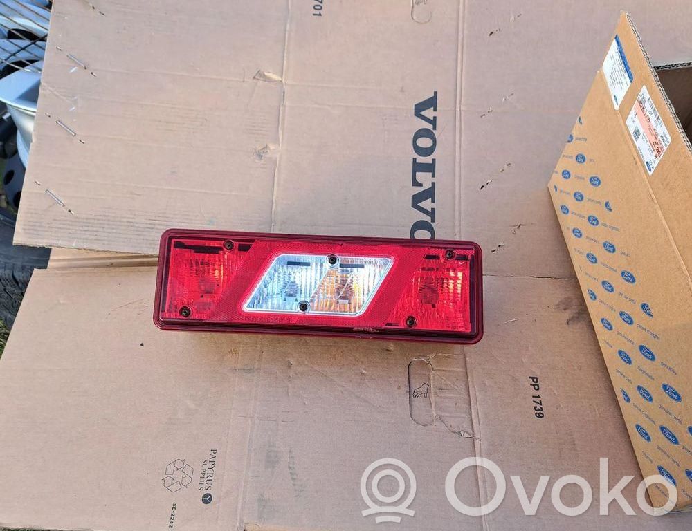 Ford Transit VII Galinis žibintas kėbule 