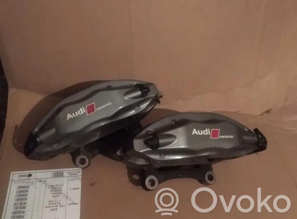 Audi Q7 4L Zacisk hamulcowy przedni 