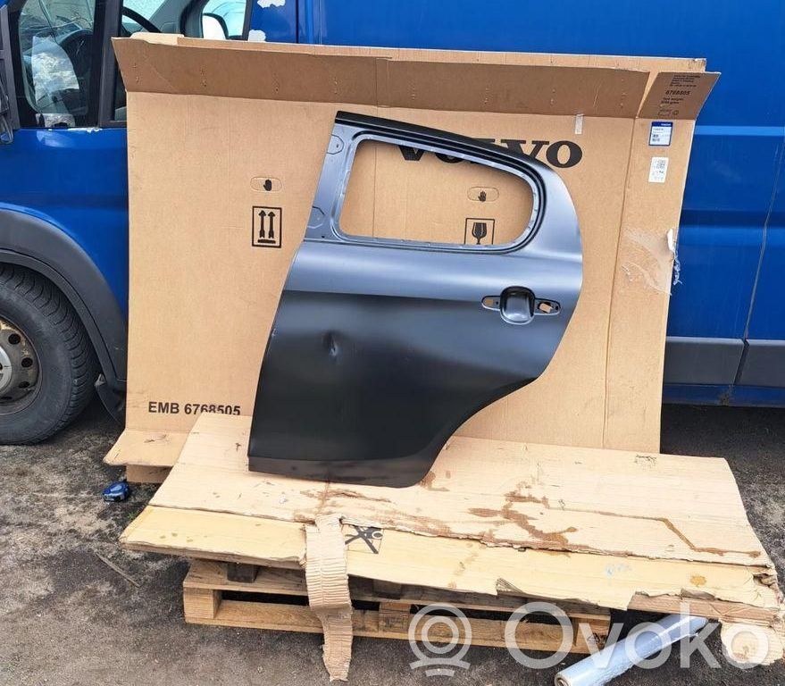 Peugeot 108 Puerta trasera 