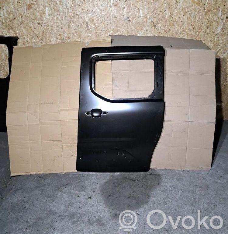 Opel Combo E Side sliding door 