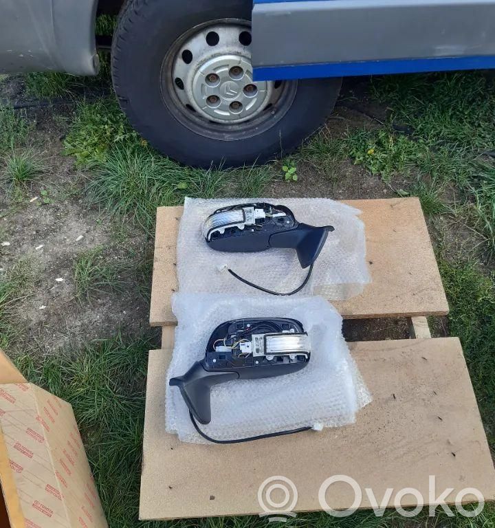Toyota Auris 150 Oglindă electrică ușă față 