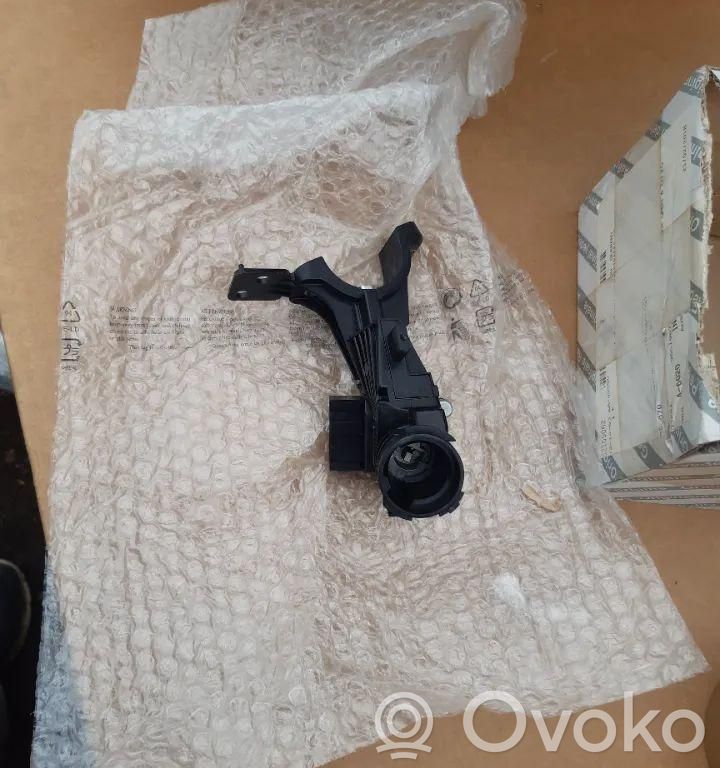 Opel Combo D Ignition lock 