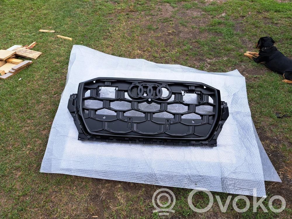 Audi SQ7 Rejilla superior del radiador del parachoques delantero 