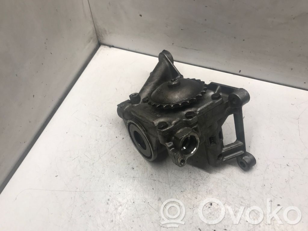 Audi A6 S6 C5 4B Tepalo siurblio balansyras 