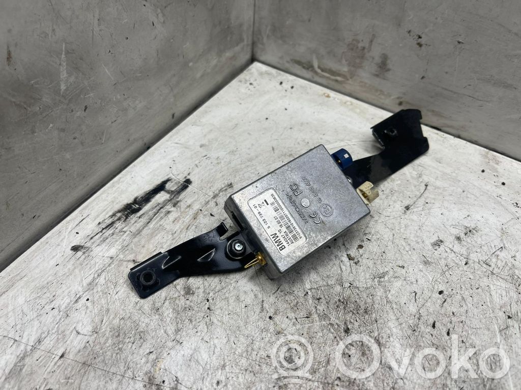 BMW 5 E60 E61 Amplificateur d'antenne 