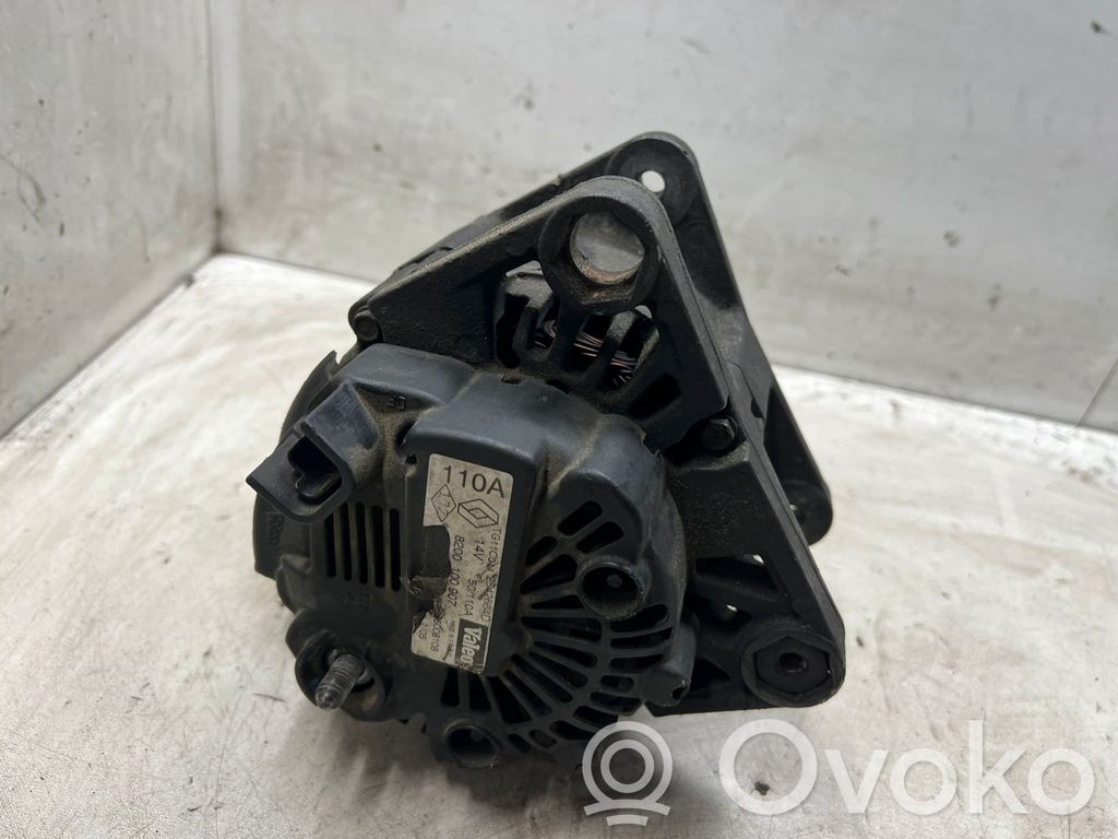 Renault Megane II Ģenerators 