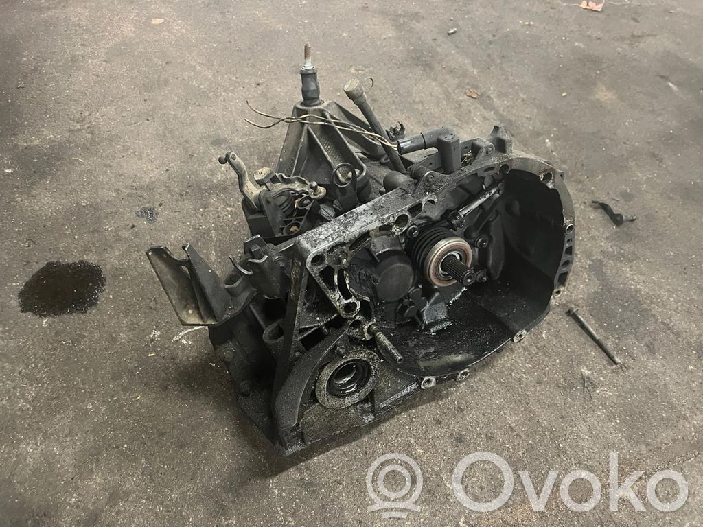 Renault Megane II Manualna 5-biegowa skrzynia biegów 