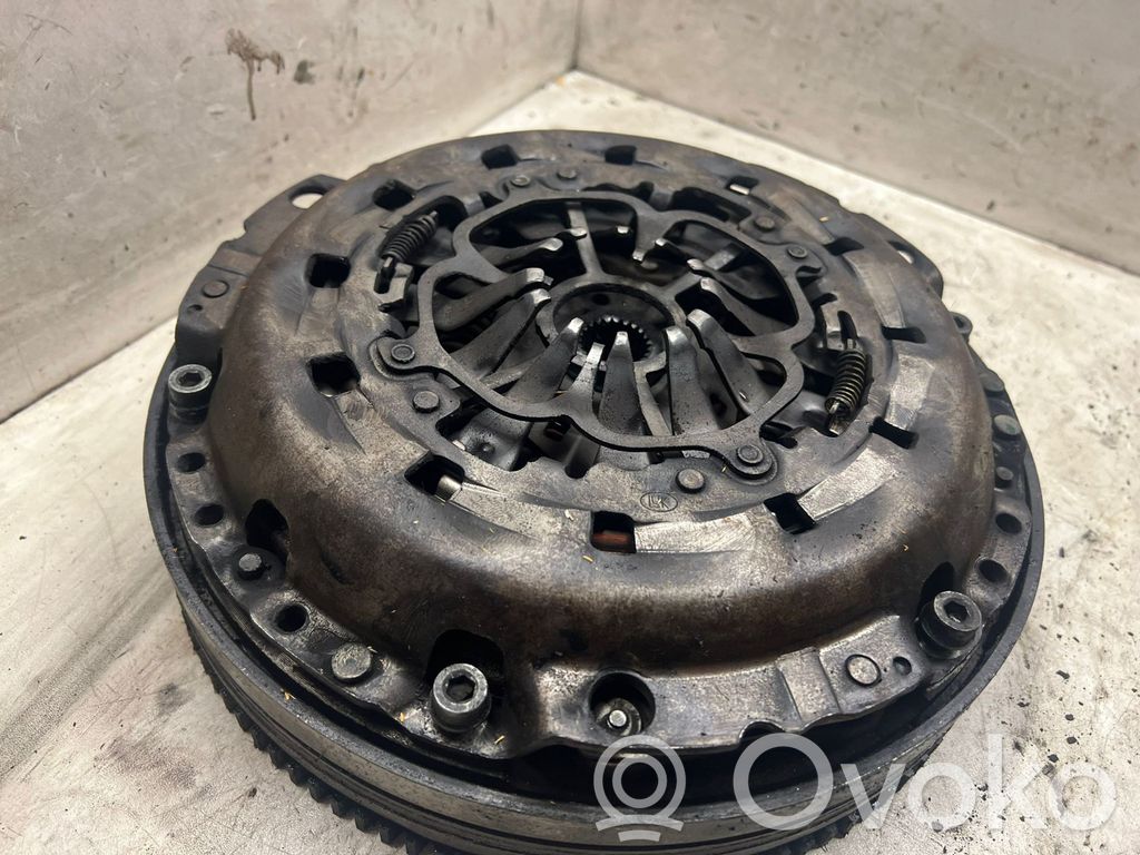 Audi A4 S4 B6 8E 8H Sankabos komplektas 