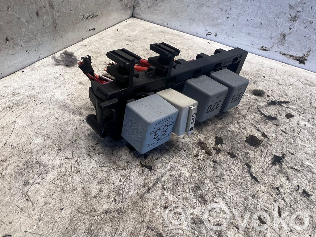 Volkswagen Golf V Módulo de fusible 