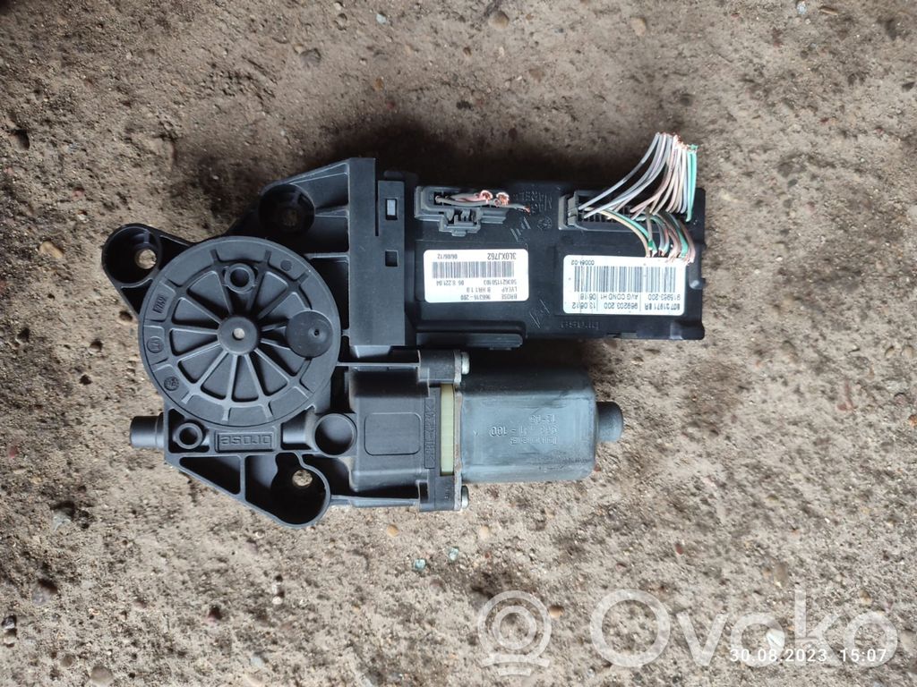 Renault Scenic III -  Grand scenic III Silnik regulatora szyby drzwi przednich 