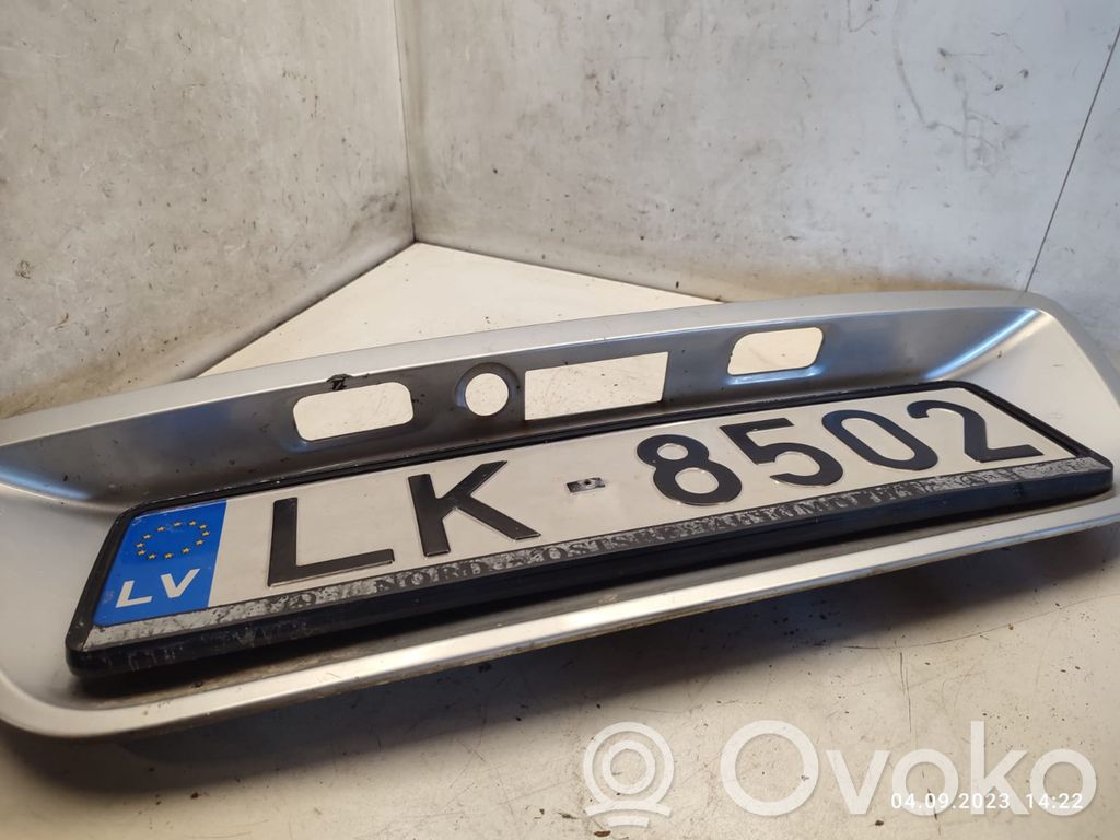 Mercedes-Benz C W203 Poszycie / Tapicerka tylnej klapy bagażnika 