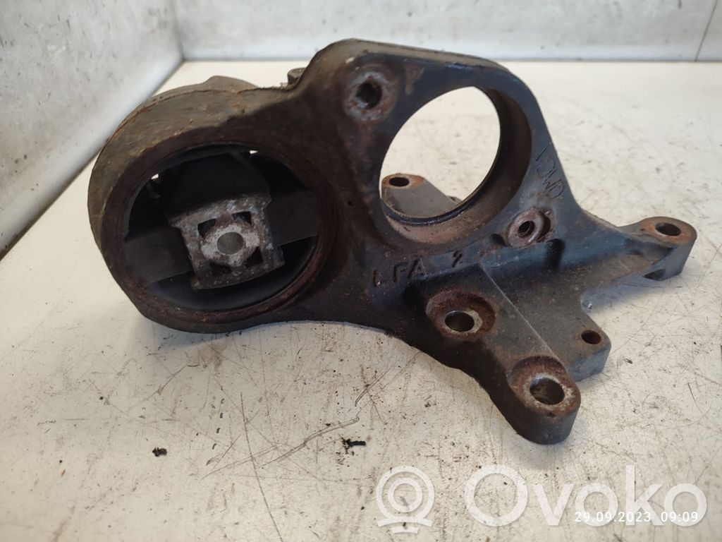 Peugeot 407 Driveshaft support bearing bracket 