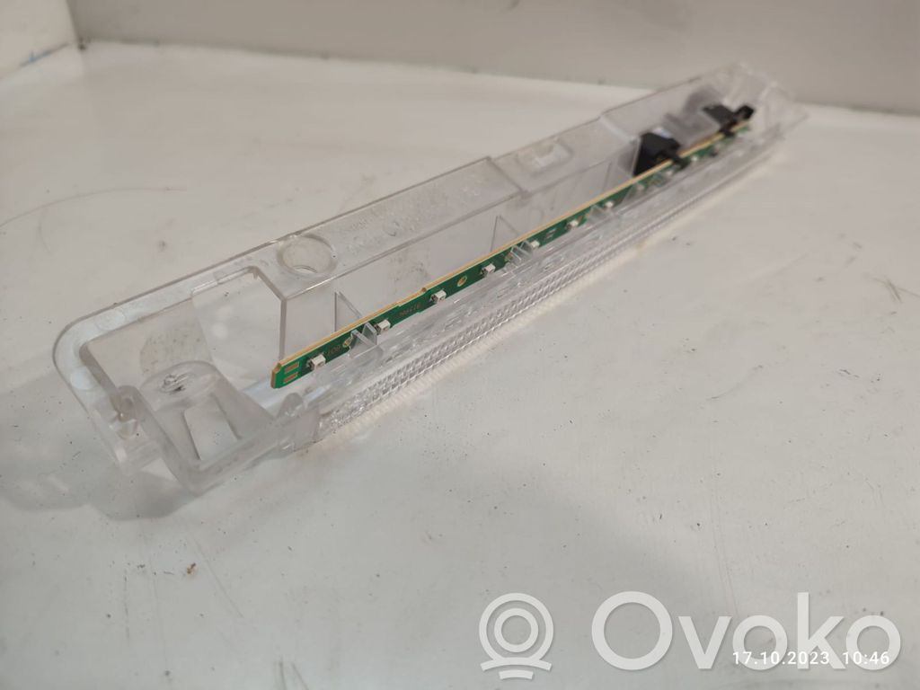 Citroen C5 Third/center stoplight 