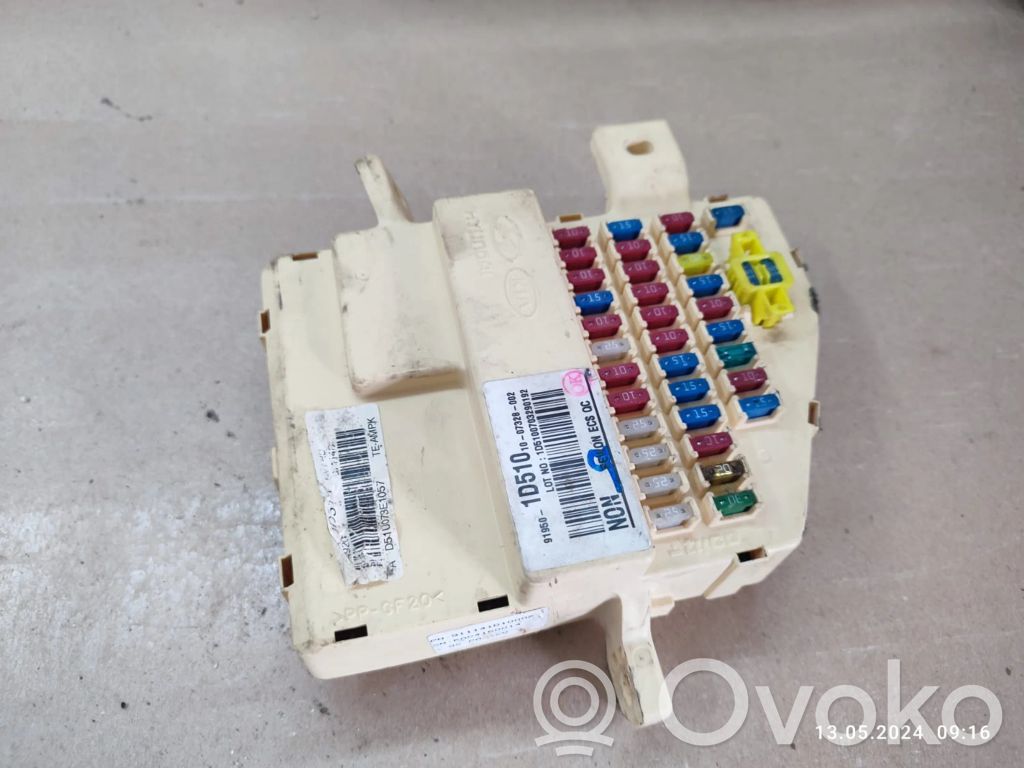 KIA Carens II Fuse module 