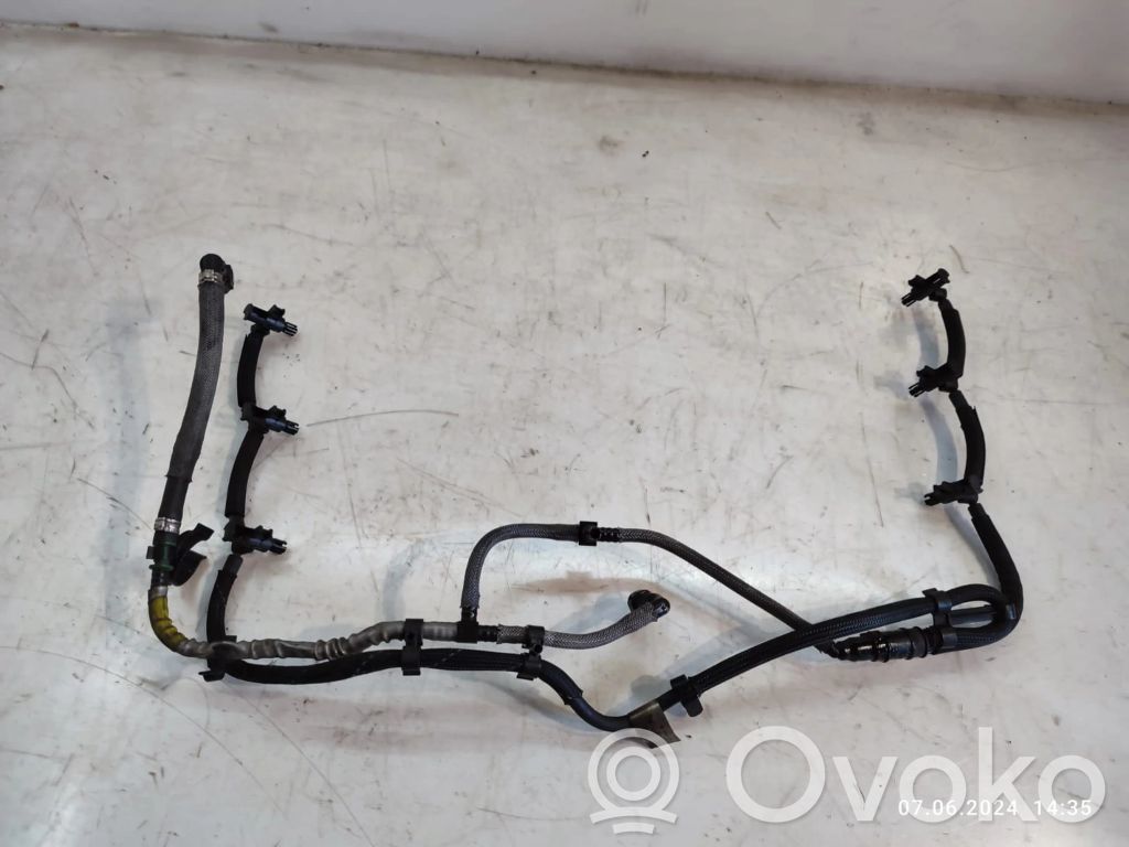 Jaguar XJ X351 Manguera/tubo del retorno de combustible 